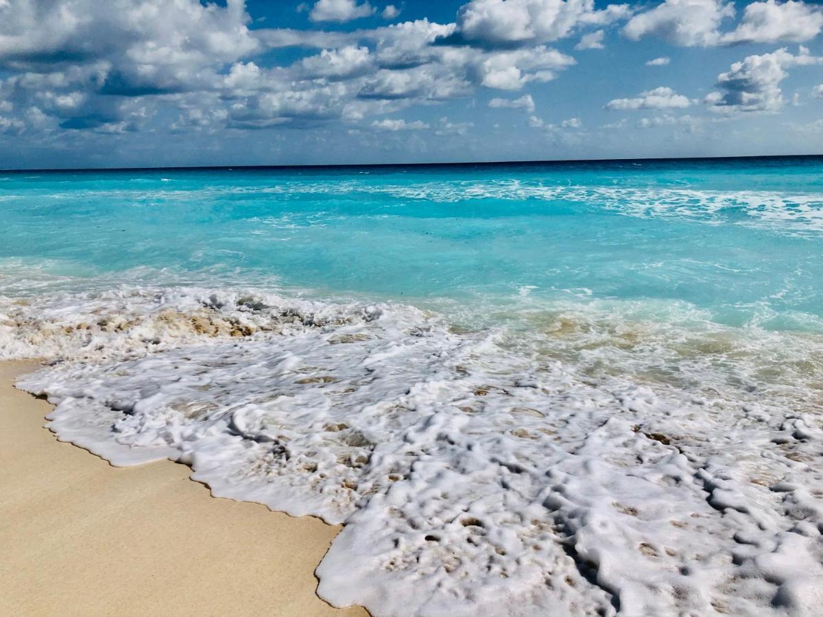 Solymar Beach Condos Κανκούν Εξωτερικό φωτογραφία