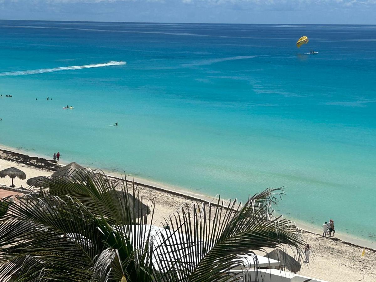 Solymar Beach Condos Κανκούν Εξωτερικό φωτογραφία